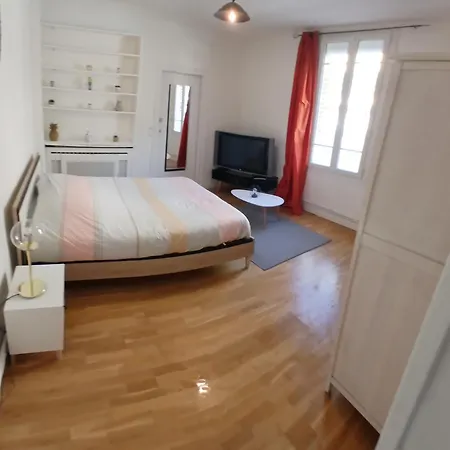 La Glaciere - Studio Cosy Pour 2 - Maison Naturellement Fraiche شقة لو مان